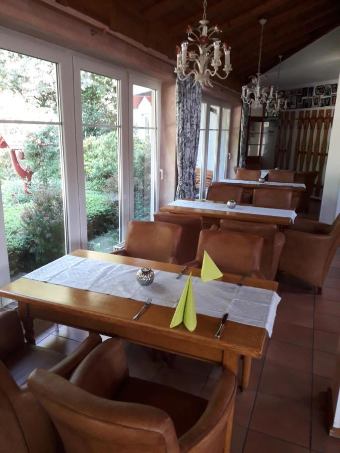 Hotel Rosengarten Leipzig-Naunhof Екстериор снимка